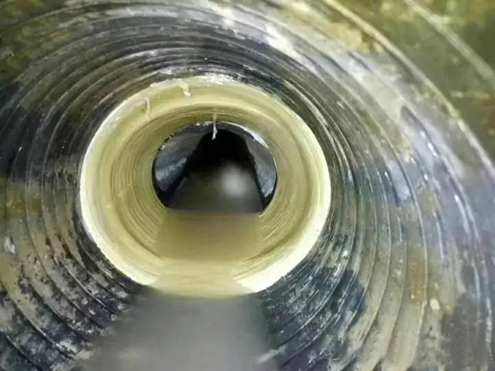 管城内衬修复法通常适用于哪些类型的断面管道